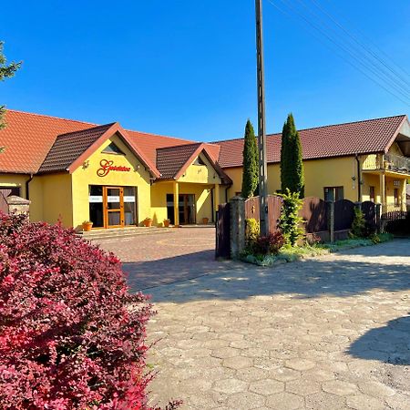 Zajazd Gosciniec Nowosiolki-Kolonia Exterior foto